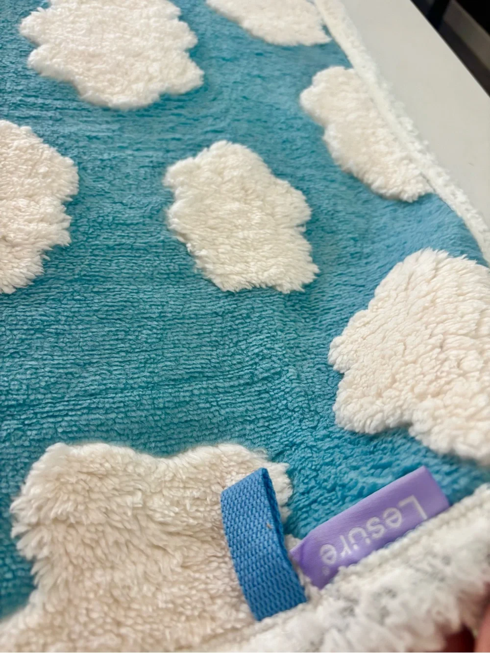 WATERPROOF BLUE CLOUDS PET BLANKET
